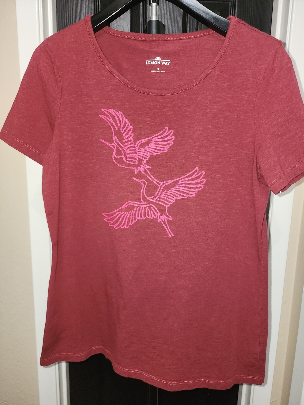 Lemon Red Short Sleeve Tee with Pink Crane Embroidery